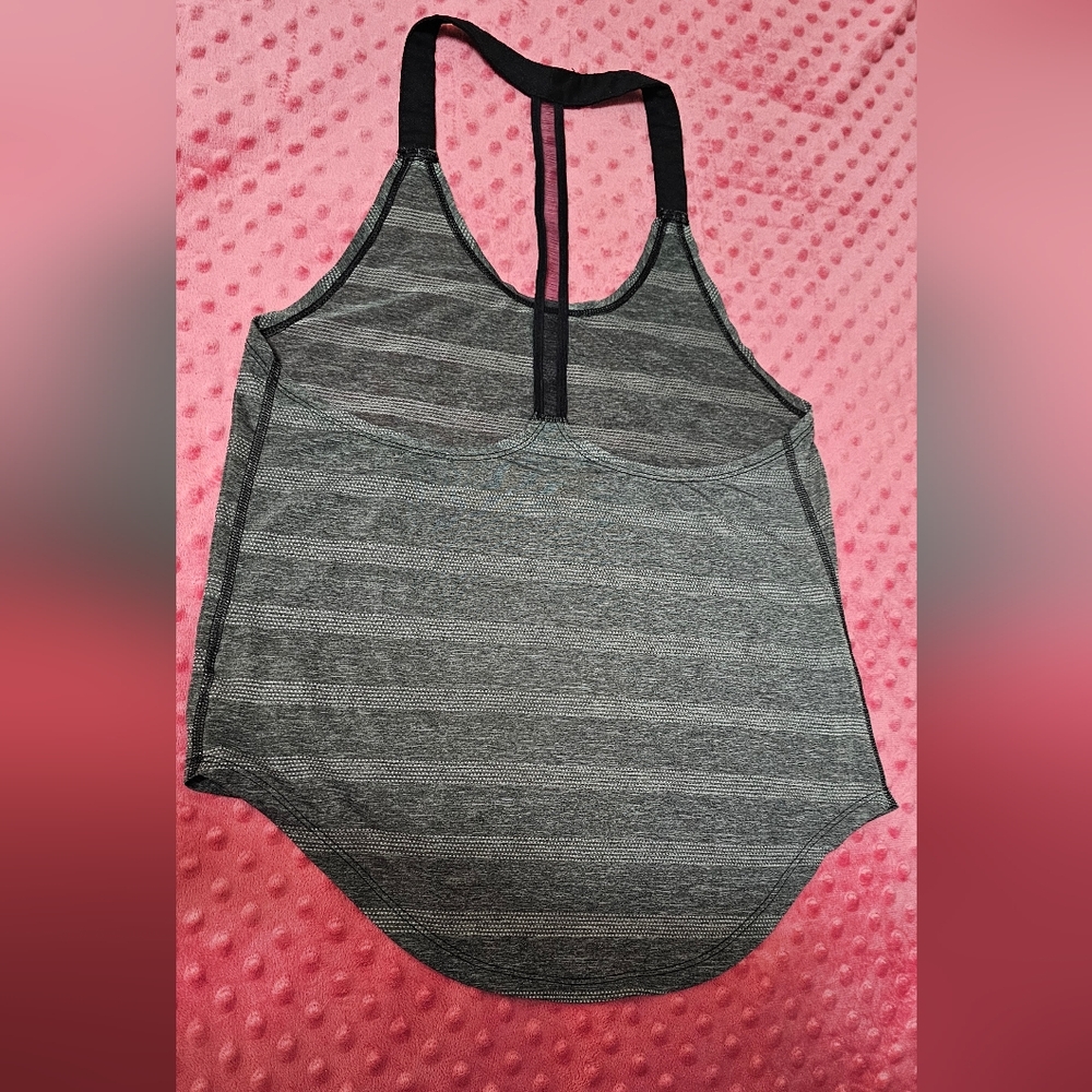 Nike Racerback Tank Top - Size XS - Picture 4 of 6